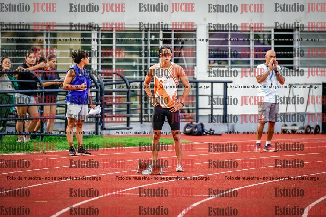 Fotos de los 400 m llanos de varones
