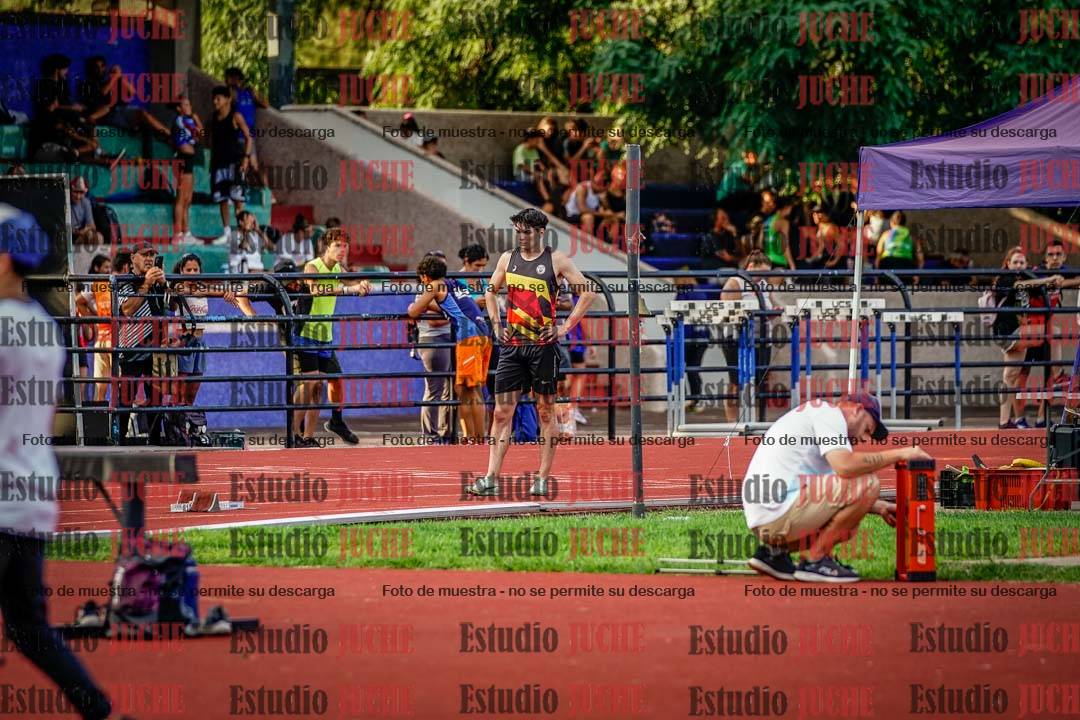 Fotos de los 400 m llanos de varones