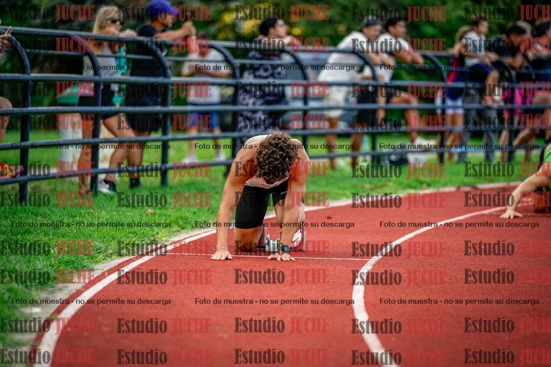 Fotos de los 400 m llanos de varones