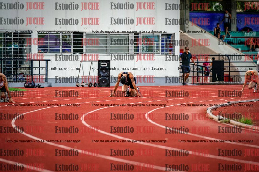 Fotos de los 400 m llanos de varones