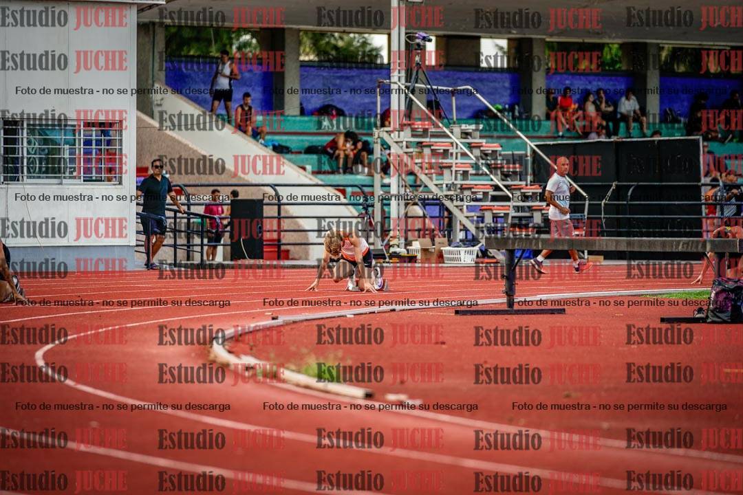 Fotos de los 400 m llanos de varones