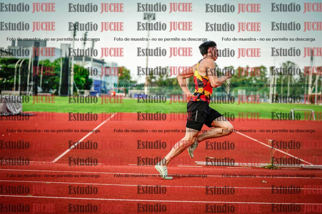 Fotos de los 400 m llanos de varones