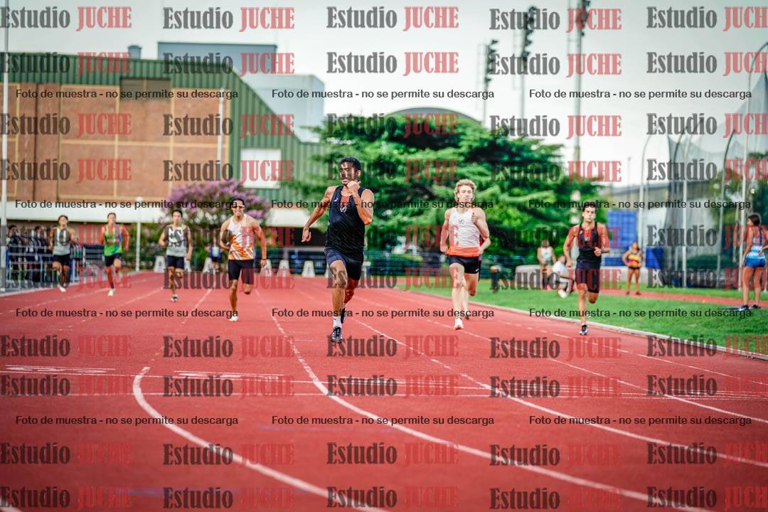 Fotos de los 400 m llanos de varones