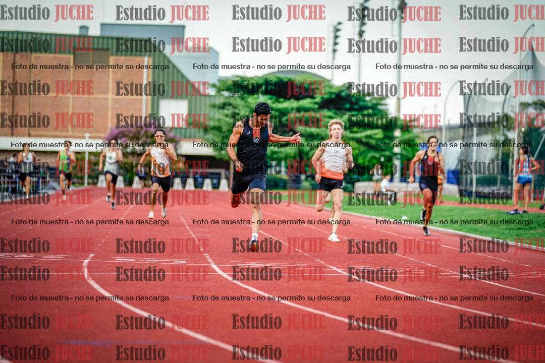 Fotos de los 400 m llanos de varones