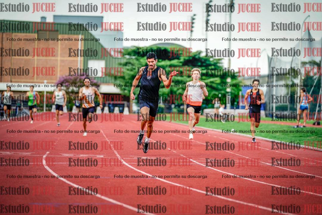 Fotos de los 400 m llanos de varones