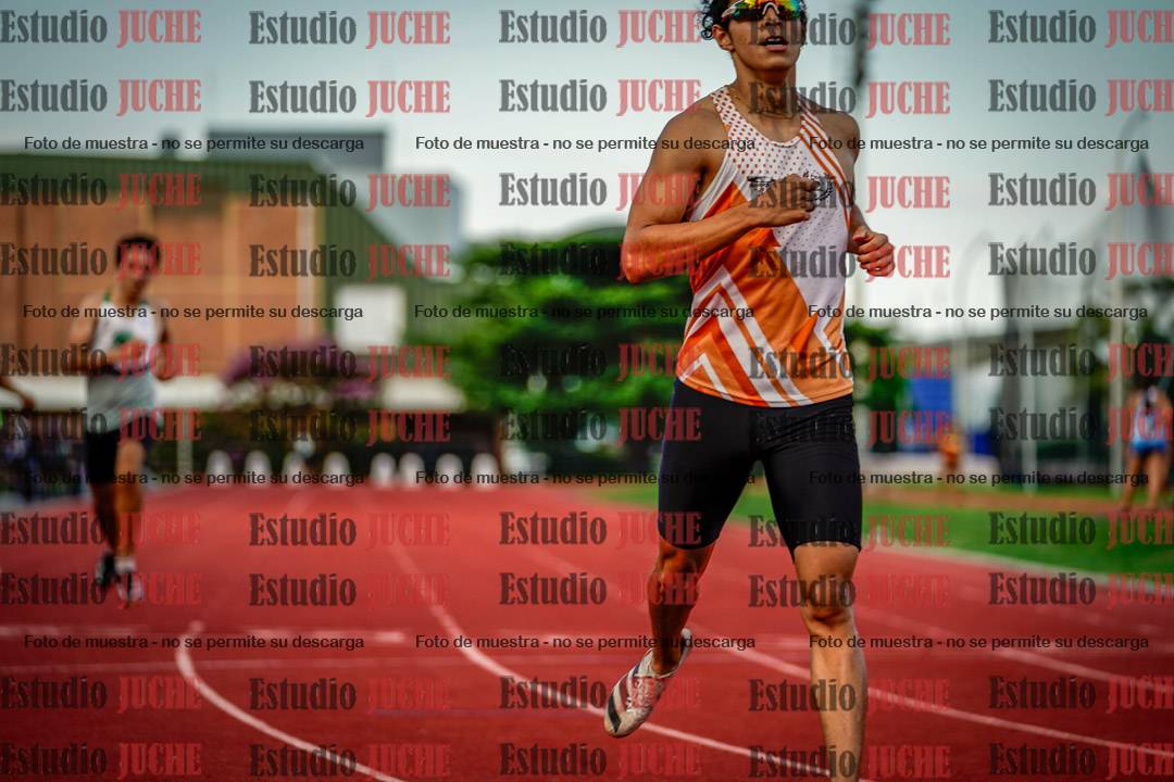 Fotos de los 400 m llanos de varones
