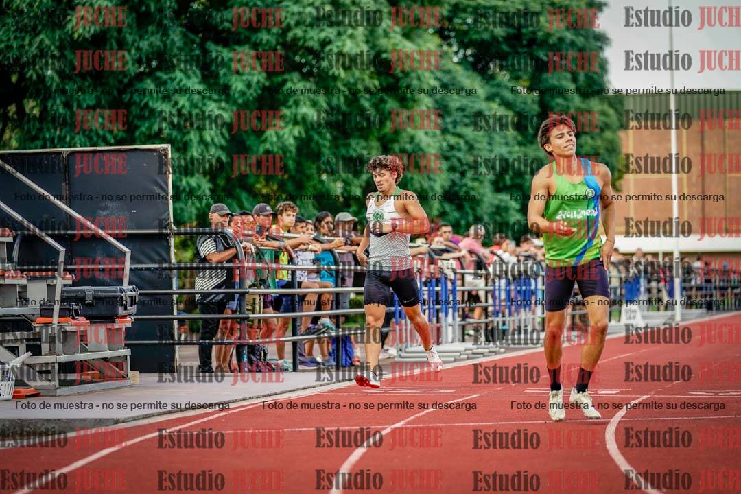 Fotos de los 400 m llanos de varones