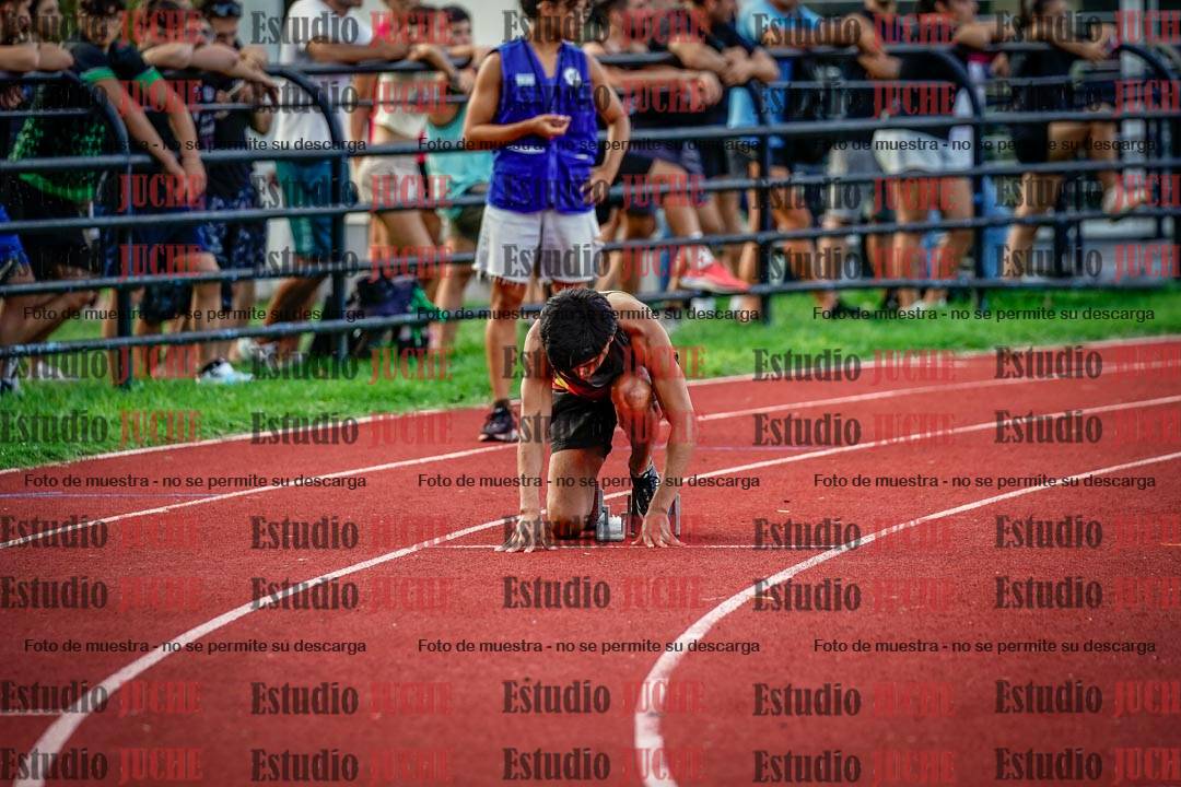 Fotos de los 400 m llanos de varones