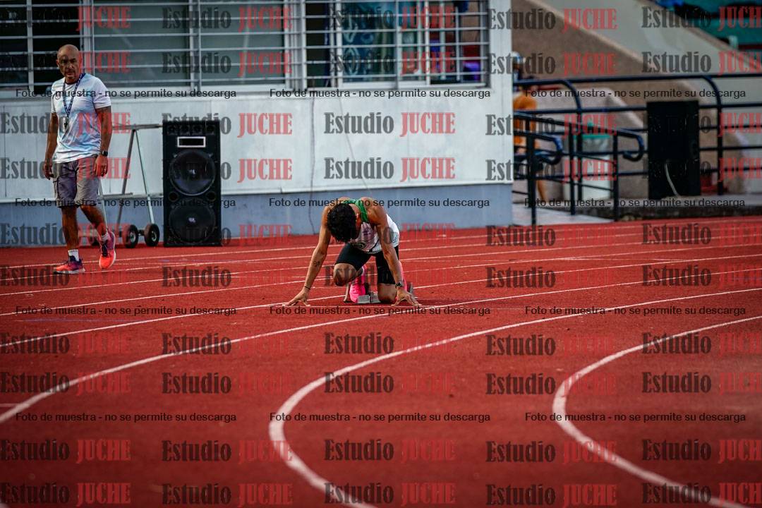 Fotos de los 400 m llanos de varones