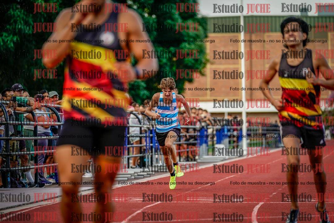 Fotos de los 400 m llanos de varones