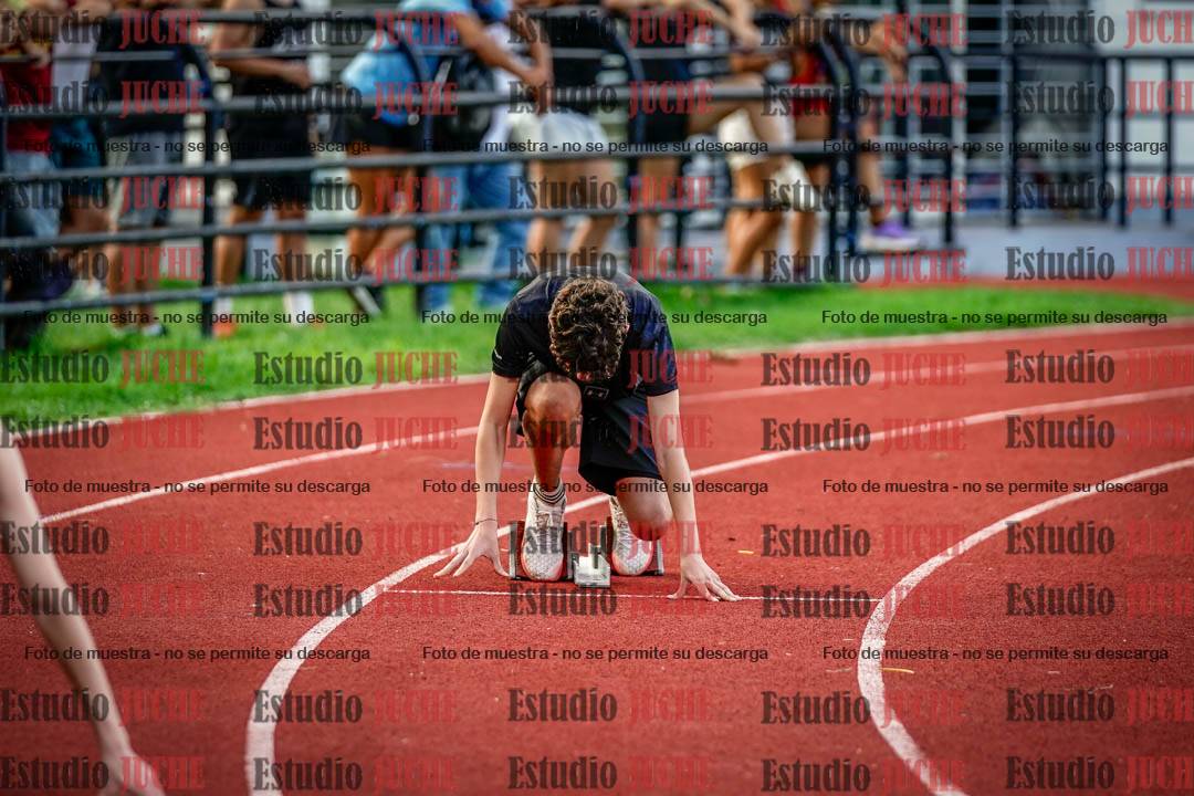 Fotos de los 400 m llanos de varones