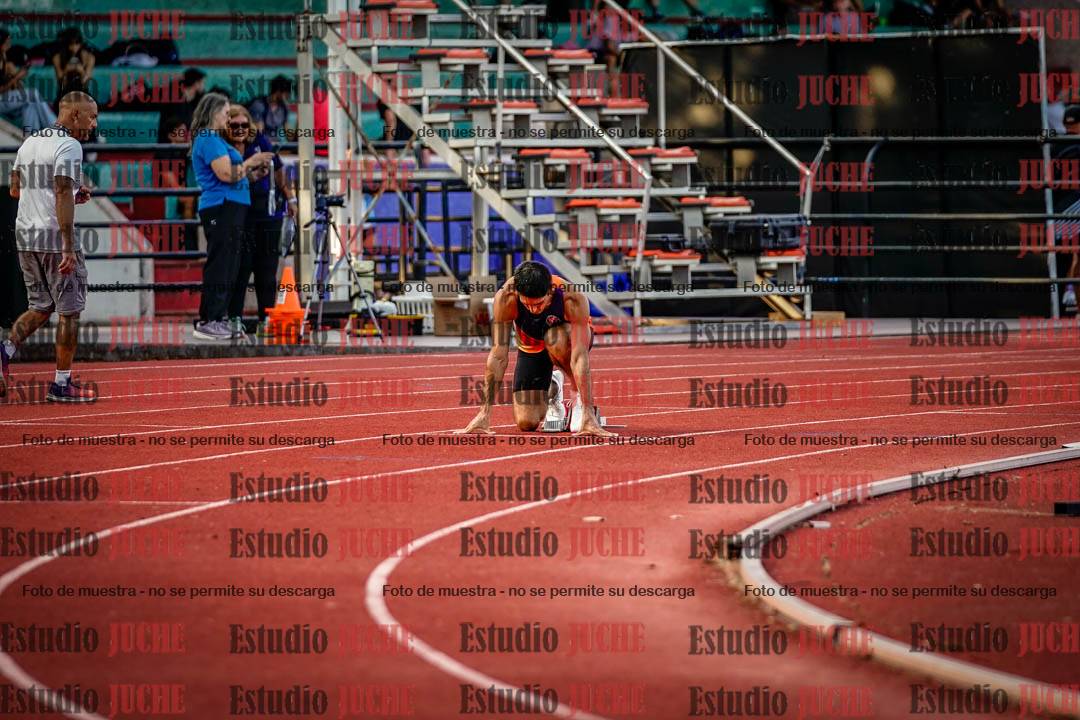Fotos de los 400 m llanos de varones