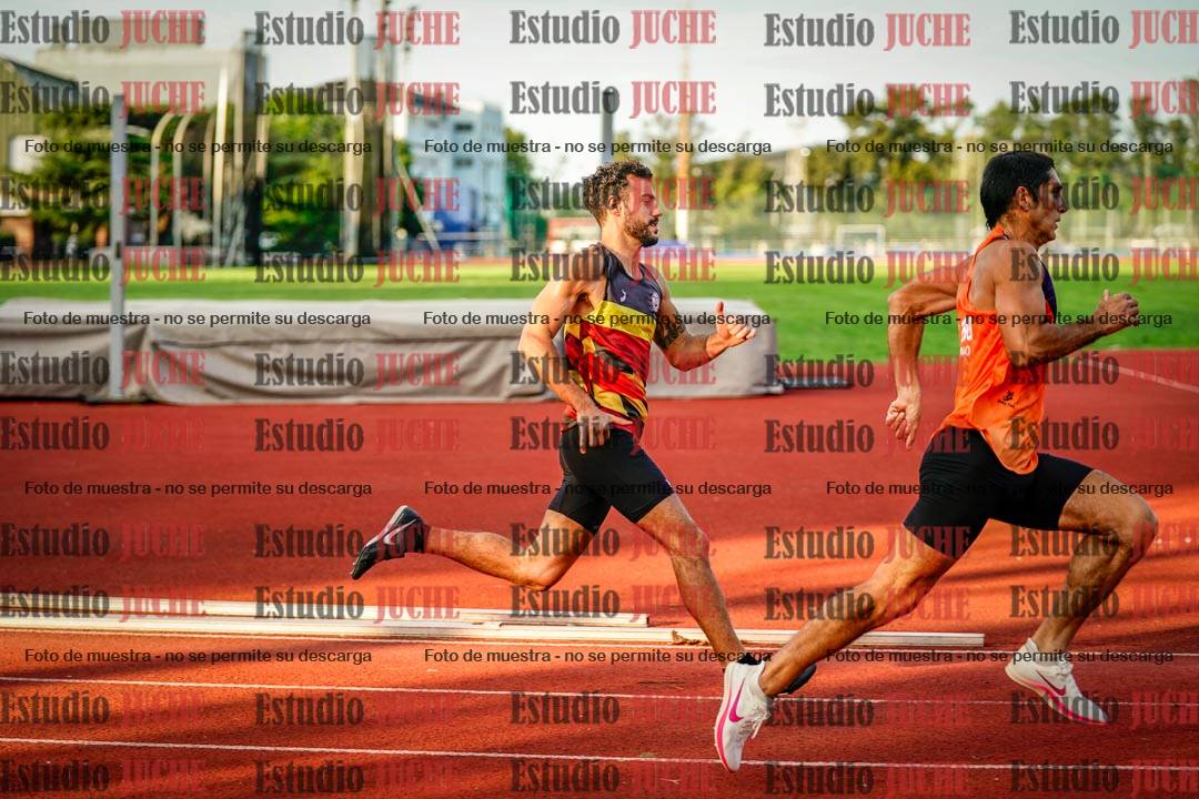 Fotos de los 400 m llanos de varones