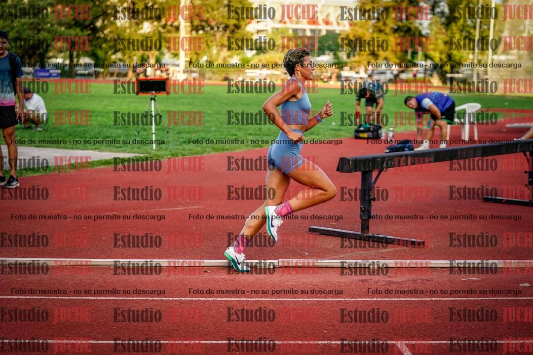 Fotos de los 1500 m llanos de mujeres