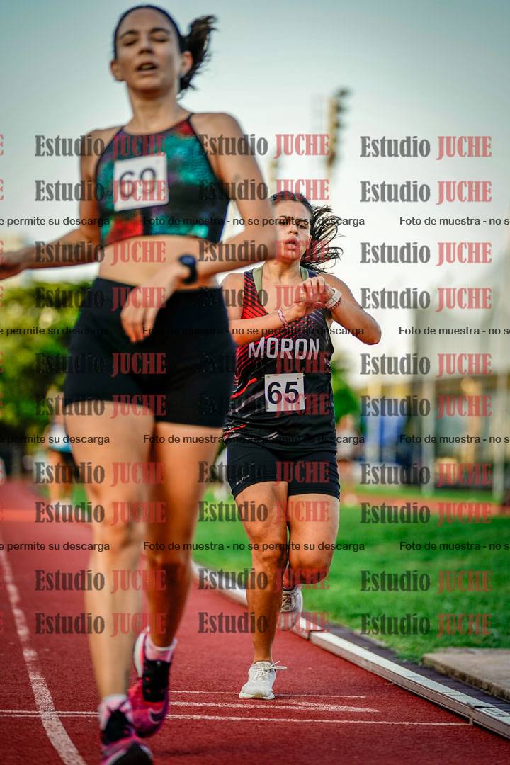 Fotos de los 1500 m llanos de mujeres