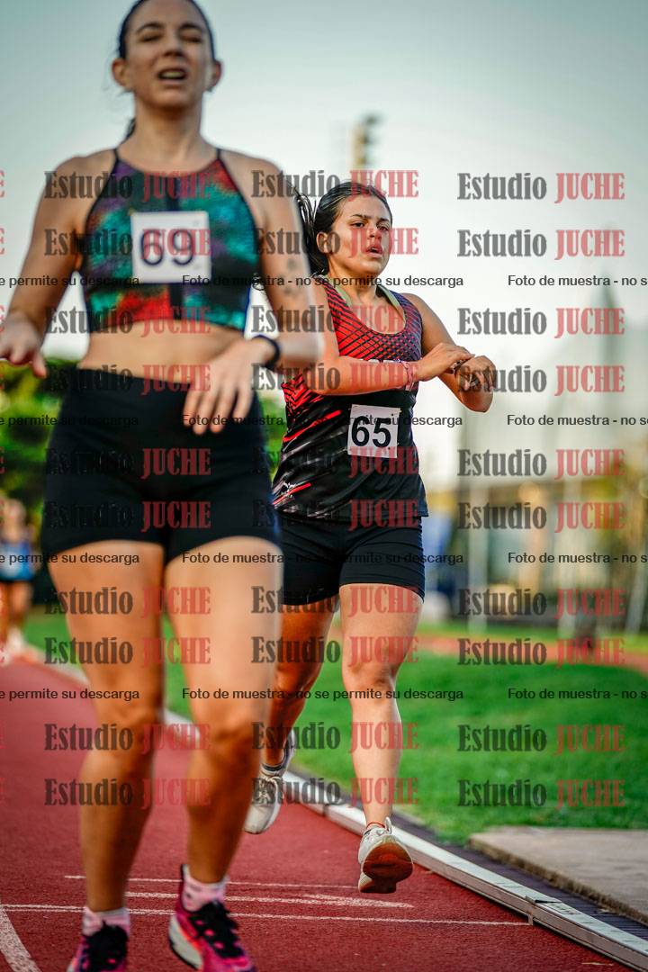 Fotos de los 1500 m llanos de mujeres