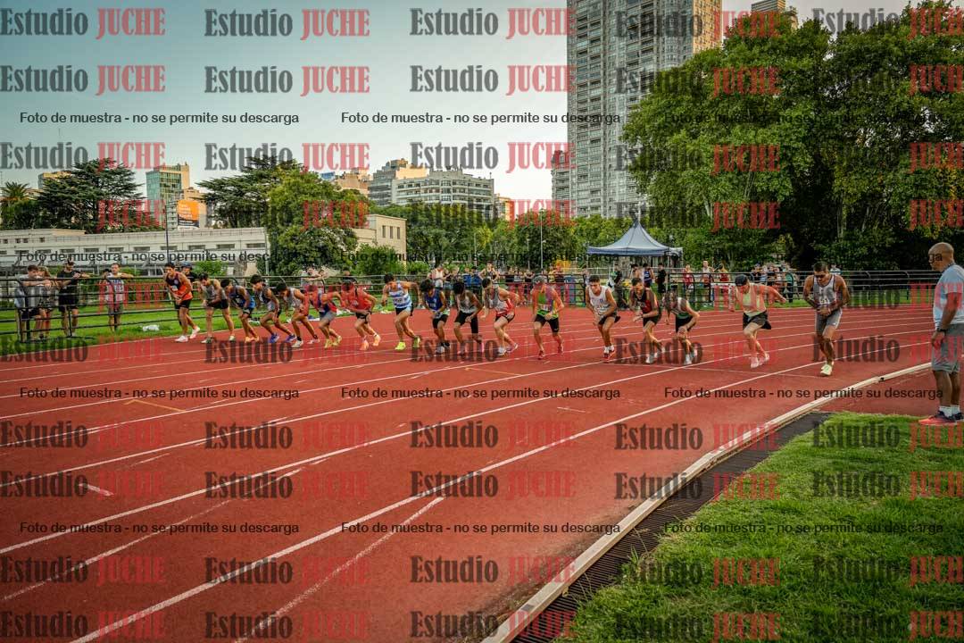 Fotos de los 1500 m llanos de varones
