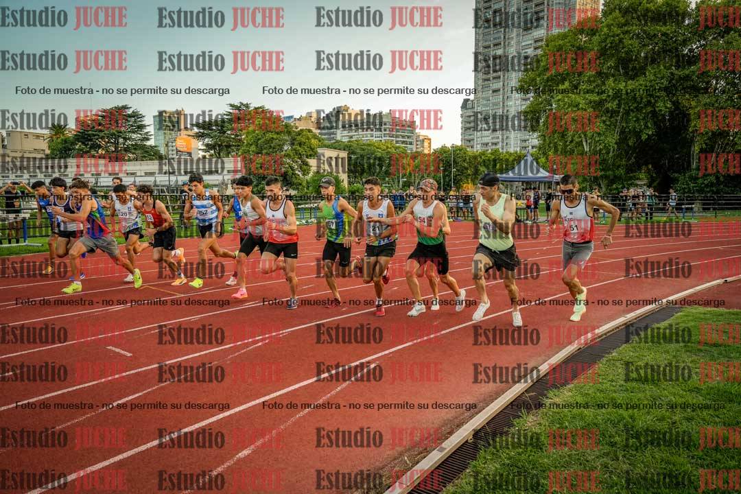 Fotos de los 1500 m llanos de varones