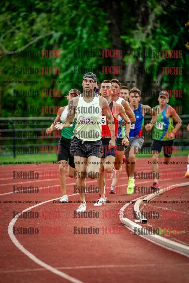 Fotos de los 1500 m llanos de varones
