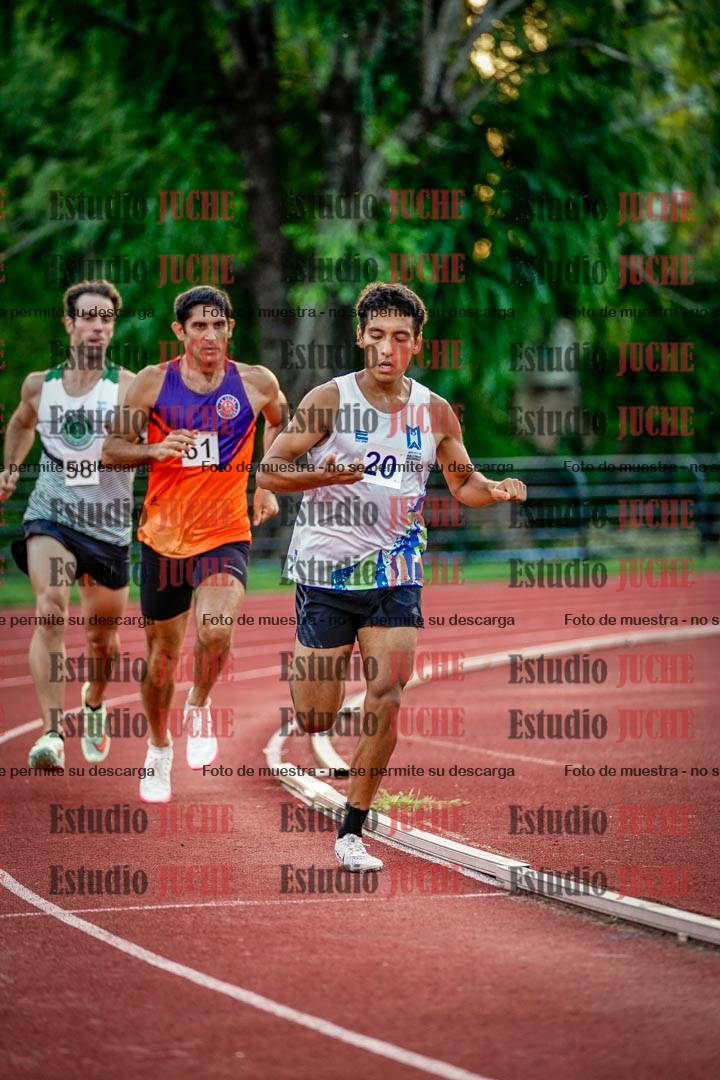 Fotos de los 1500 m llanos de varones