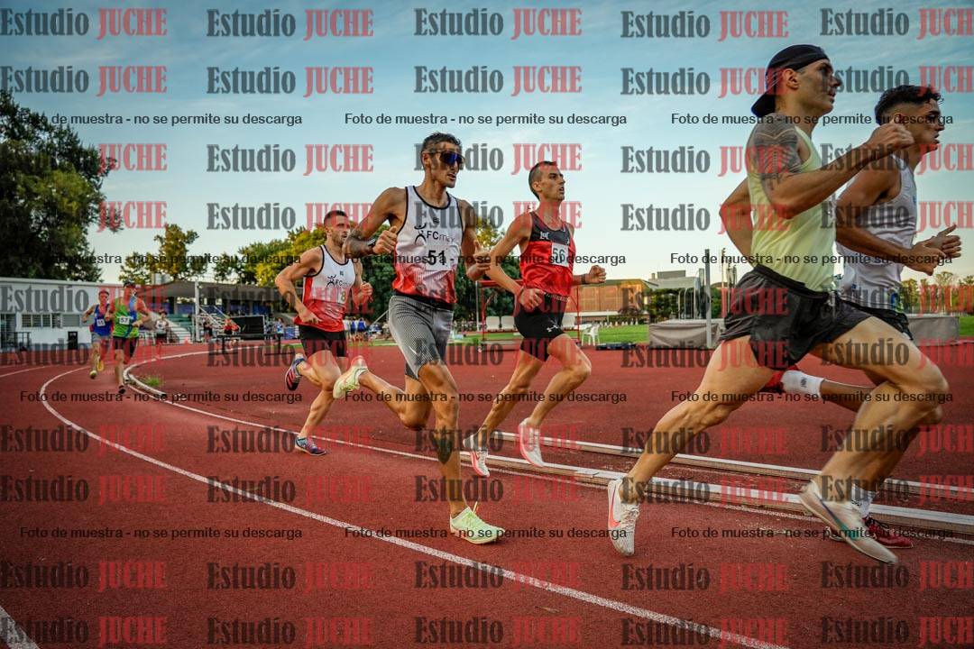 Fotos de los 1500 m llanos de varones