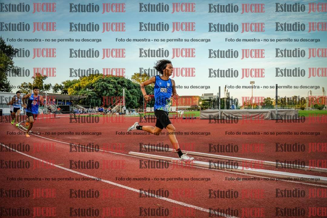 Fotos de los 1500 m llanos de varones