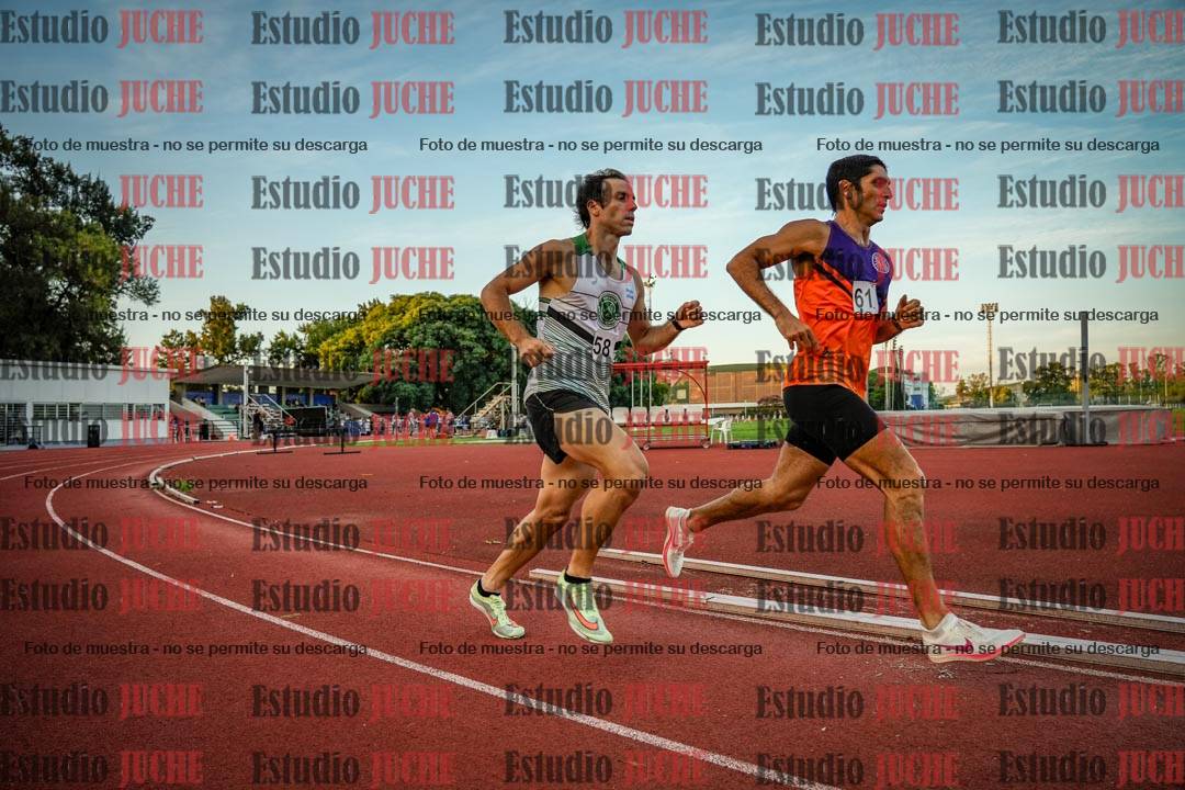 Fotos de los 1500 m llanos de varones