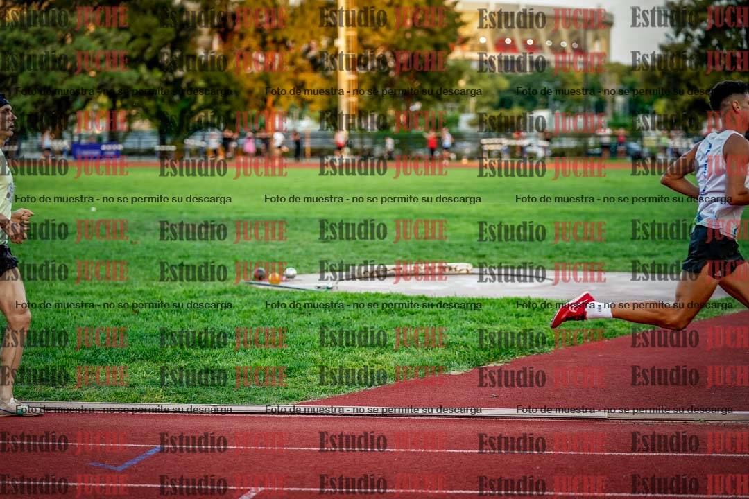 Fotos de los 1500 m llanos de varones