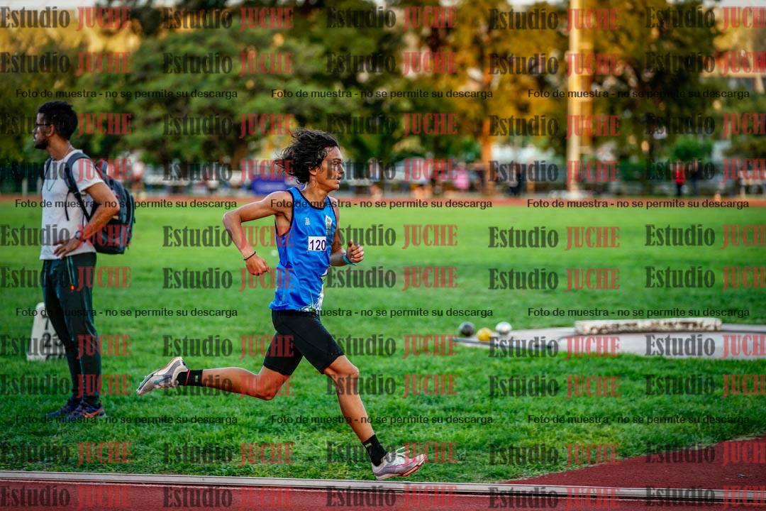 Fotos de los 1500 m llanos de varones