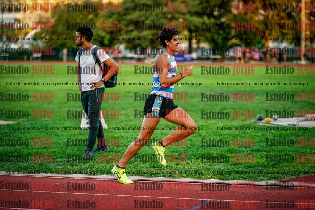 Fotos de los 1500 m llanos de varones