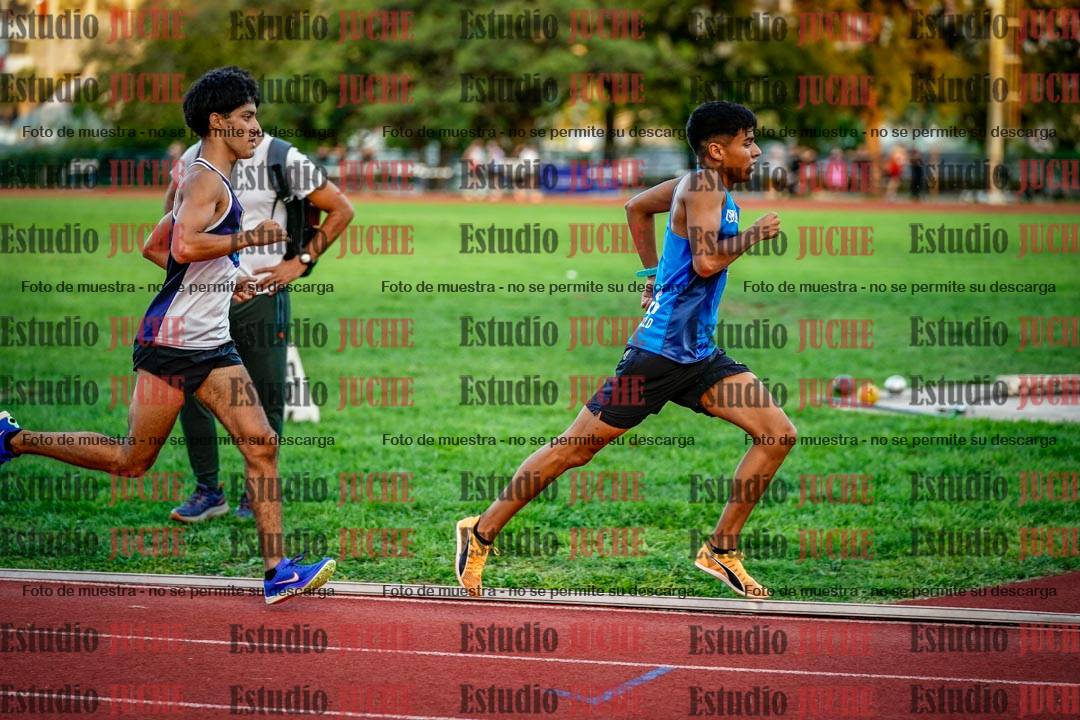 Fotos de los 1500 m llanos de varones