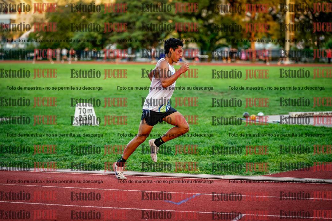 Fotos de los 1500 m llanos de varones