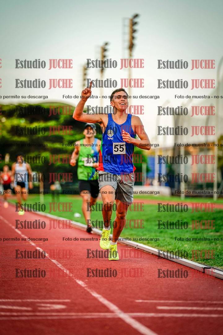 Fotos de los 1500 m llanos de varones