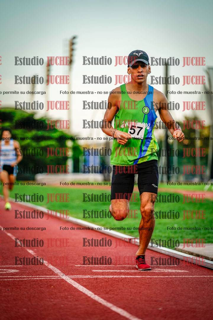 Fotos de los 1500 m llanos de varones