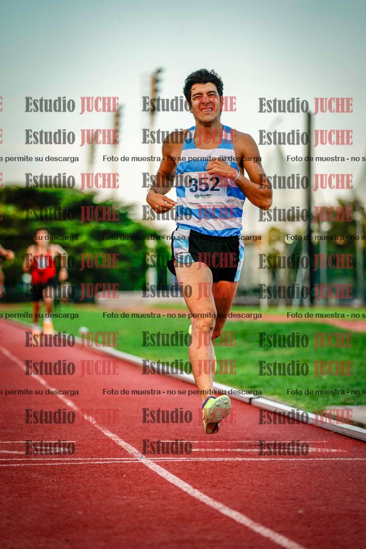 Fotos de los 1500 m llanos de varones
