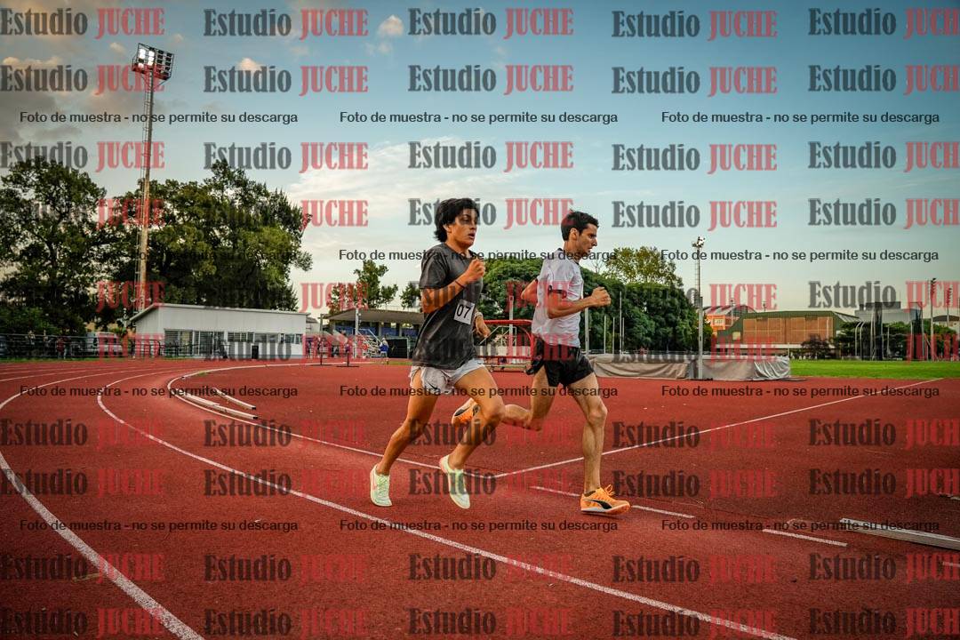 Fotos de los 1500 m llanos de varones