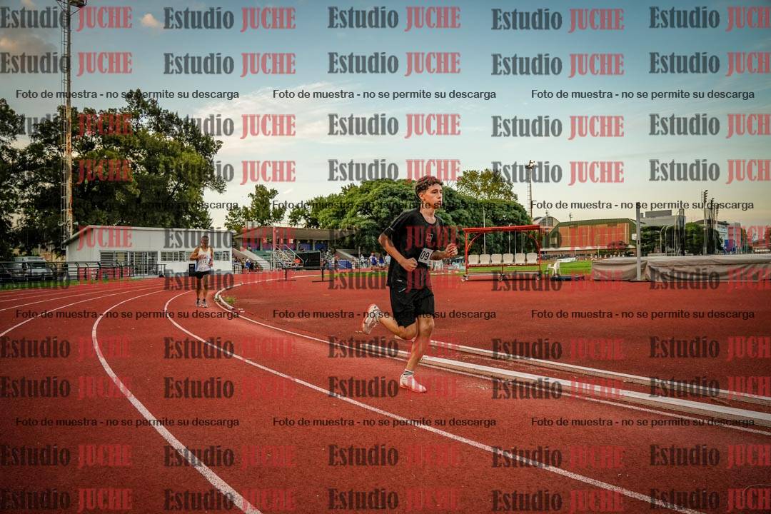 Fotos de los 1500 m llanos de varones