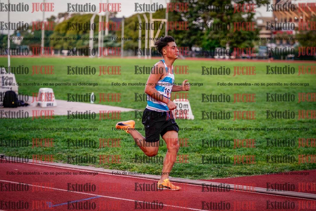 Fotos de los 1500 m llanos de varones