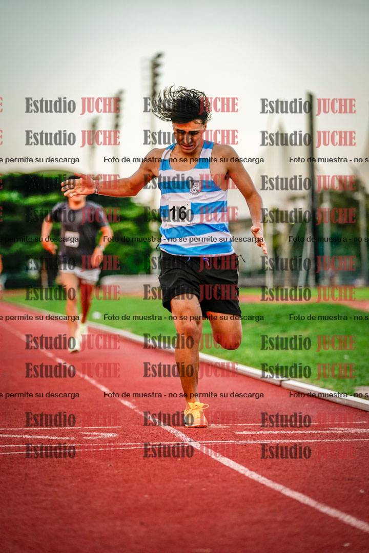 Fotos de los 1500 m llanos de varones