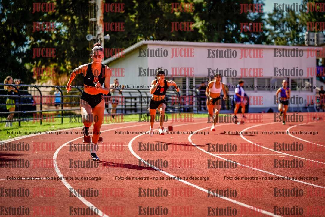 Fotos de los 400 m con vallas de mujeres