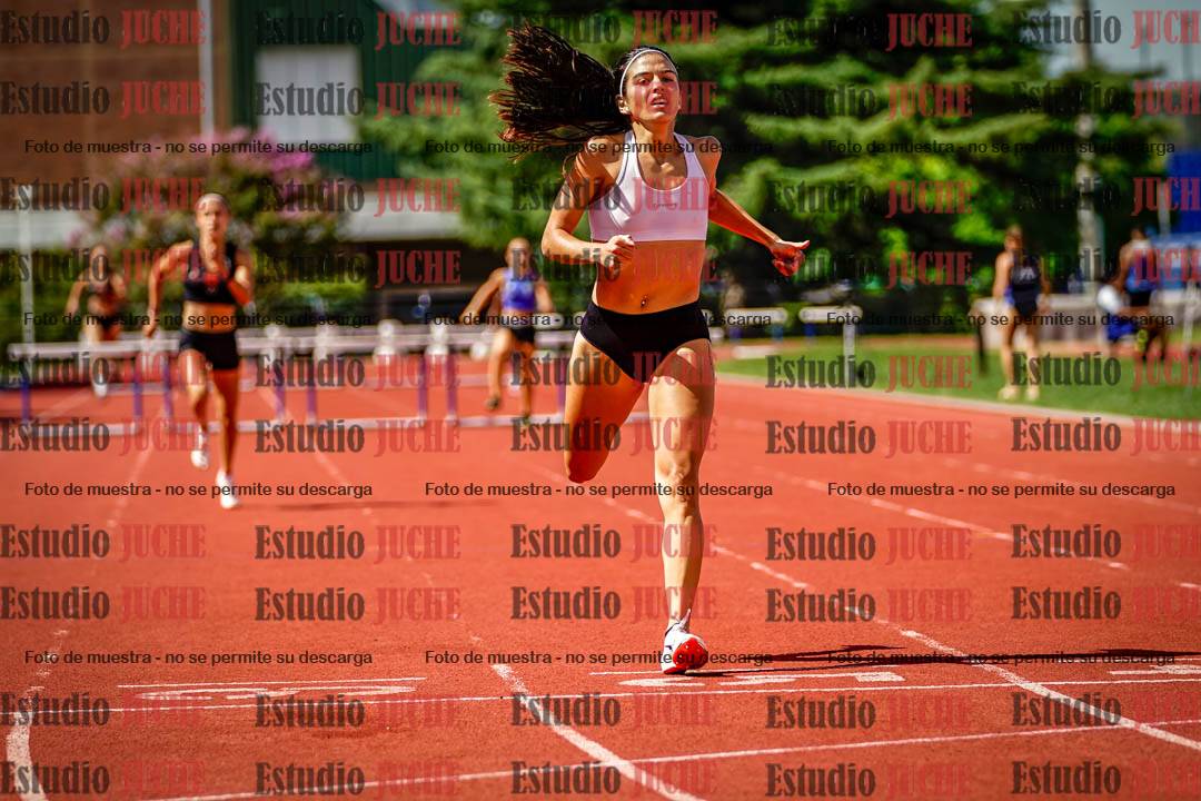 Fotos de los 400 m con vallas de mujeres