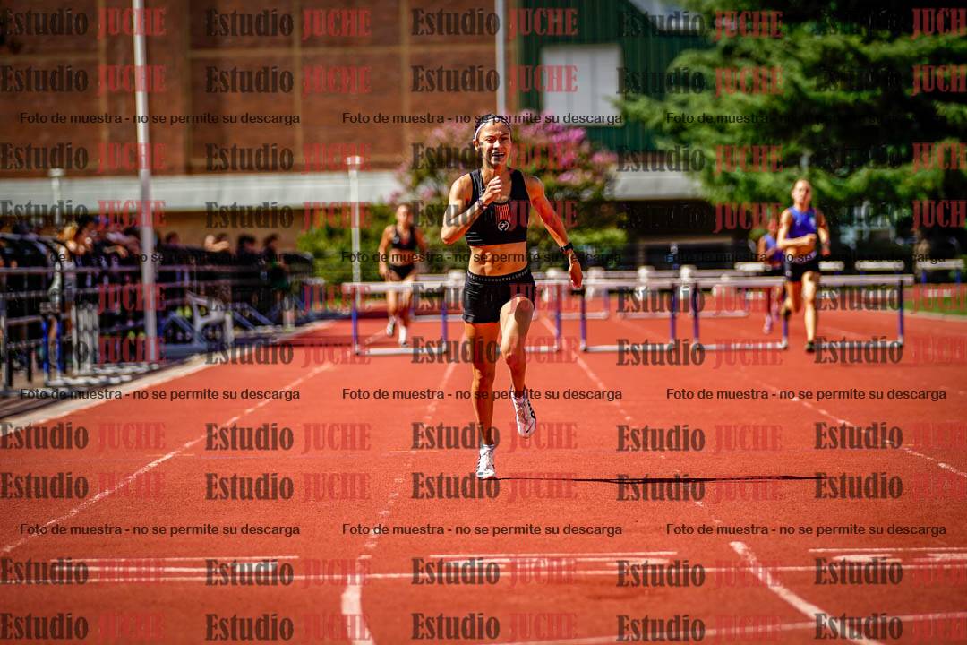 Fotos de los 400 m con vallas de mujeres