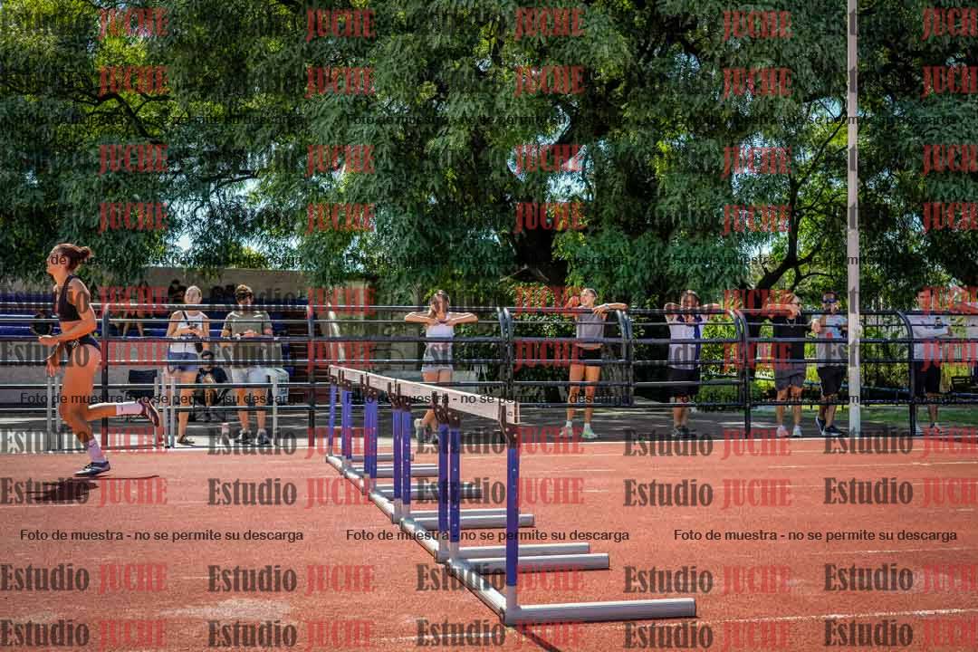 Fotos de los 400 m con vallas de mujeres