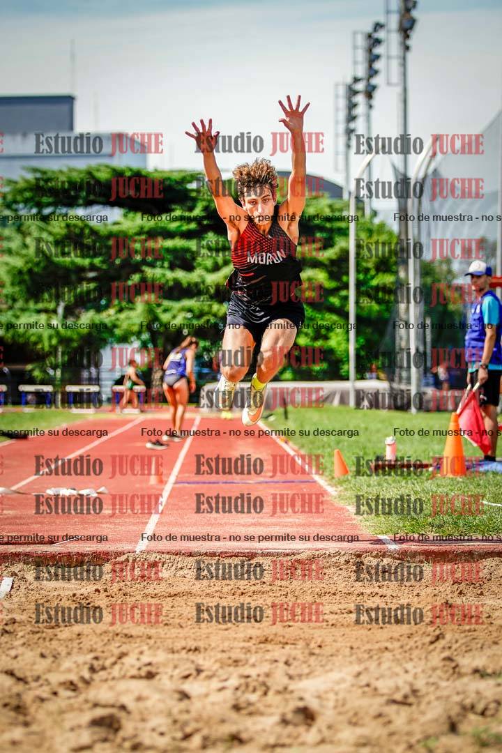 Fotos del salto triple de mujeres y varones