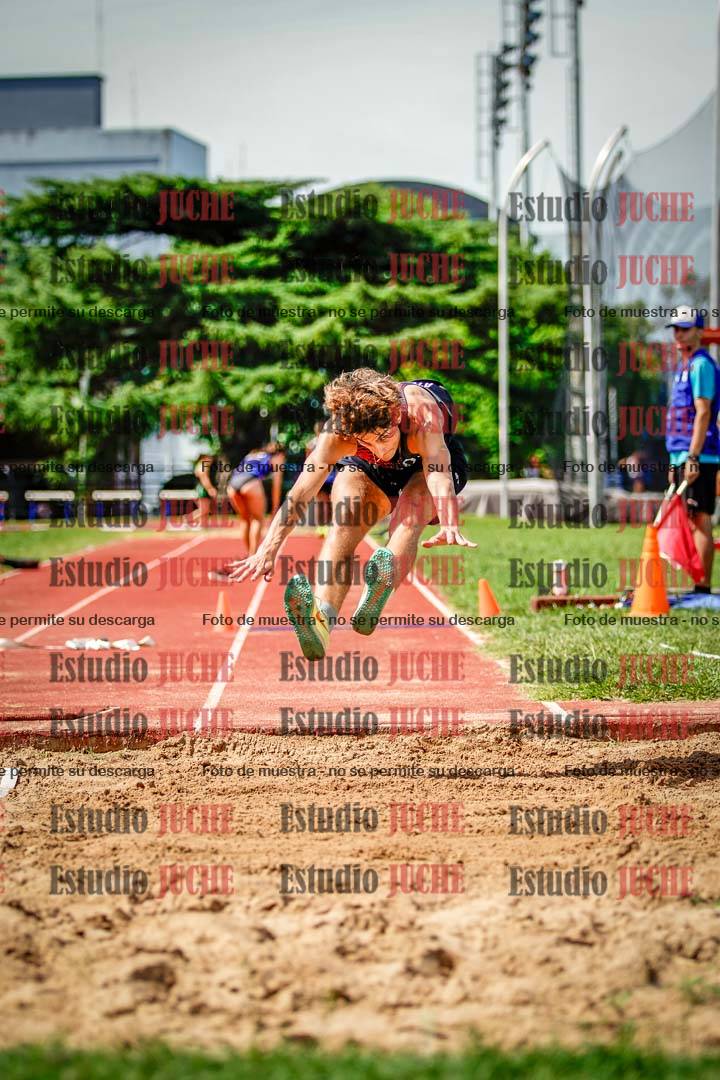 Fotos del salto triple de mujeres y varones