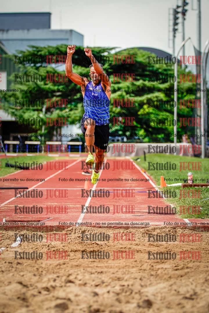 Fotos del salto triple de mujeres y varones