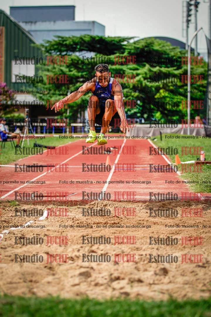 Fotos del salto triple de mujeres y varones