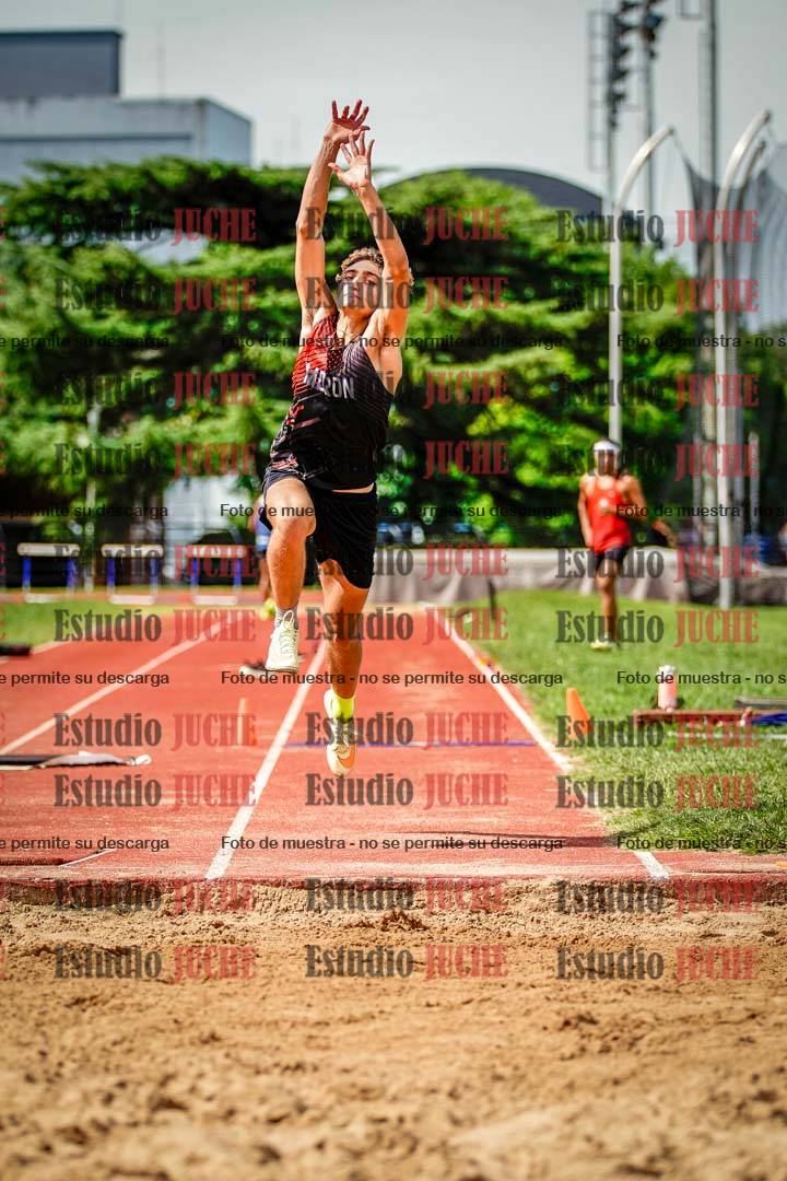 Fotos del salto triple de mujeres y varones