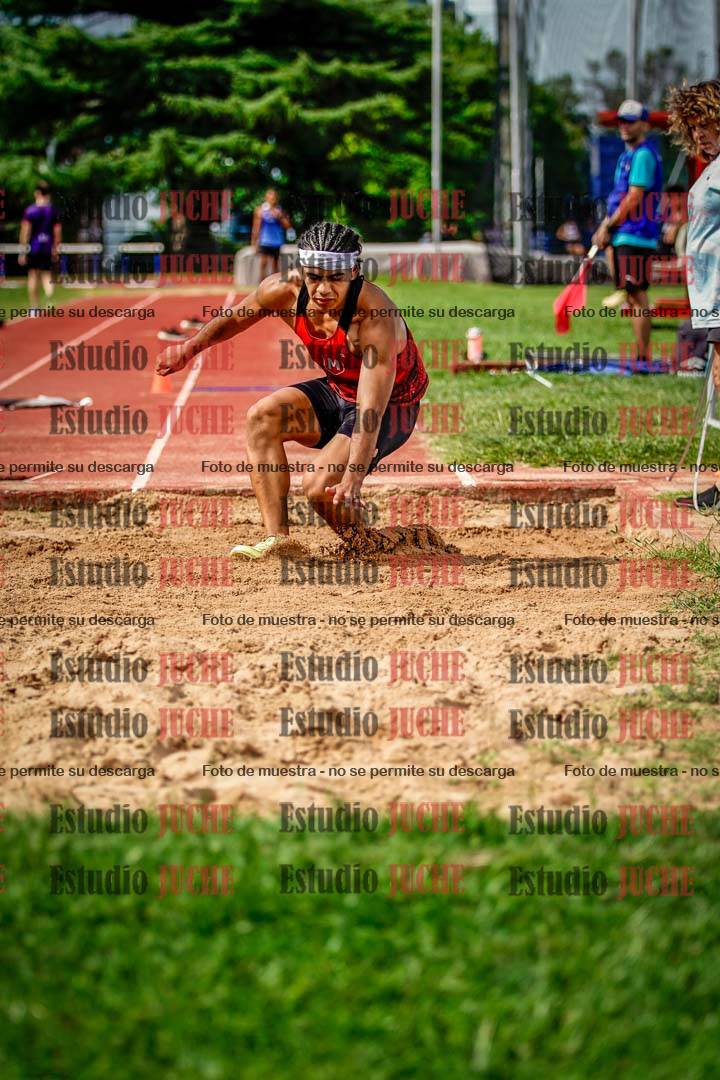 Fotos del salto triple de mujeres y varones