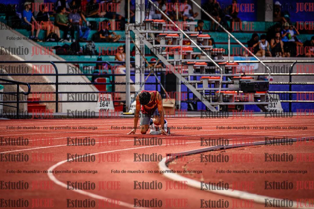 Fotos de los 400 m con vallas de varones